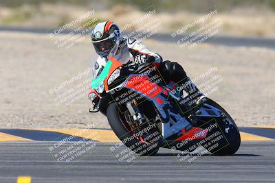 media/Feb-03-2024-SoCal Trackdays (Sat) [[767c60a41c]]/8-Turn 7 (1140am)/